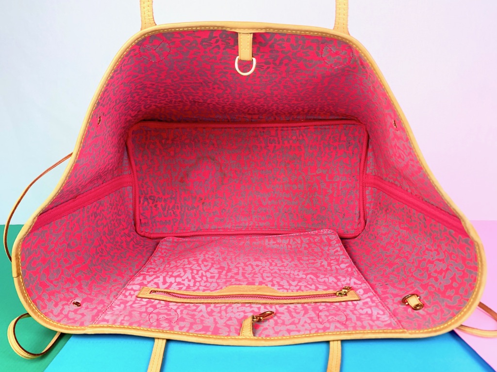 Limited Edition Neverfull GM in Graffiti Fuschia / Hot Pink (SP0049) -  Reetzy