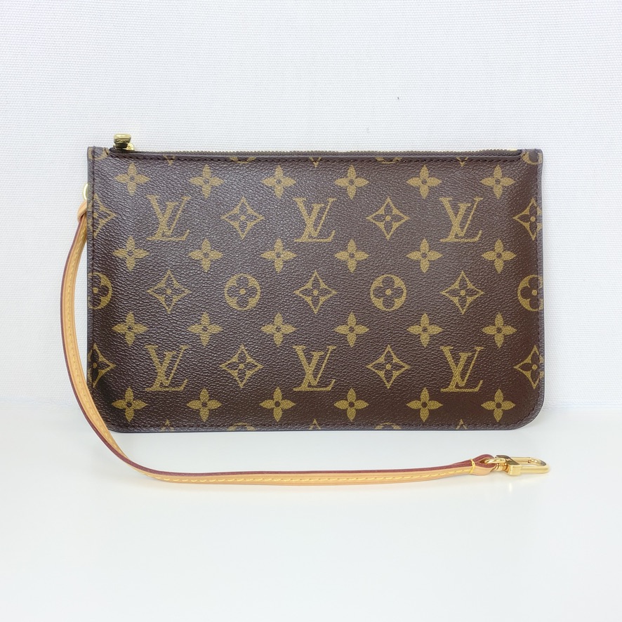 Louis Vuitton Escale Rouge Neverfull mm Pochette in Like New Condition -TheShadesHut